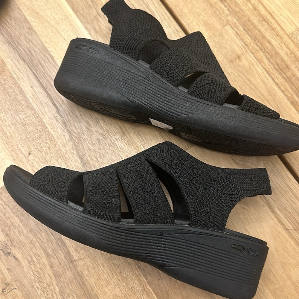 SKECHERS pier lite wedge sandals - Picture 6 of 7